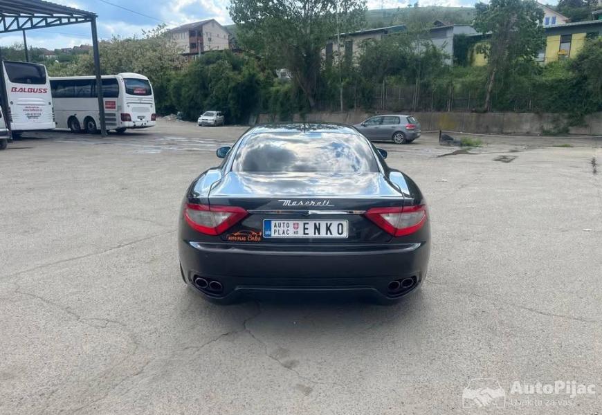 maserati_granturismo_42_v8_ferrari_4_polovni_automobili_autopijac.rs