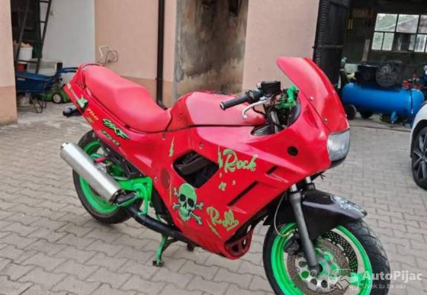 suzuki_gsxf_750_2_polovni_automobili_autopijac.rs