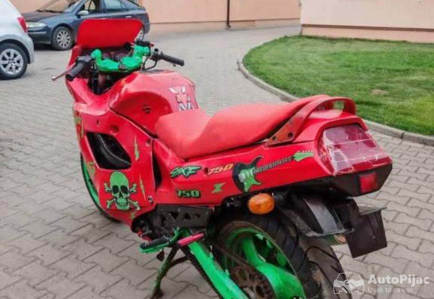suzuki_gsxf_750_4_polovni_automobili_autopijac.rs