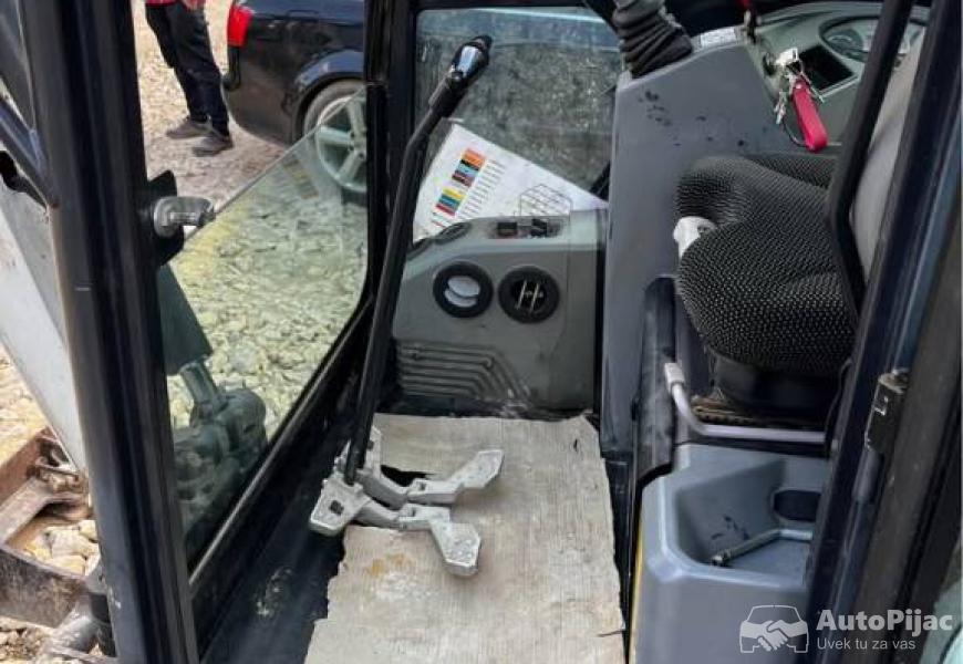 bobcat_e19_4_polovni_automobili_autopijac.rs