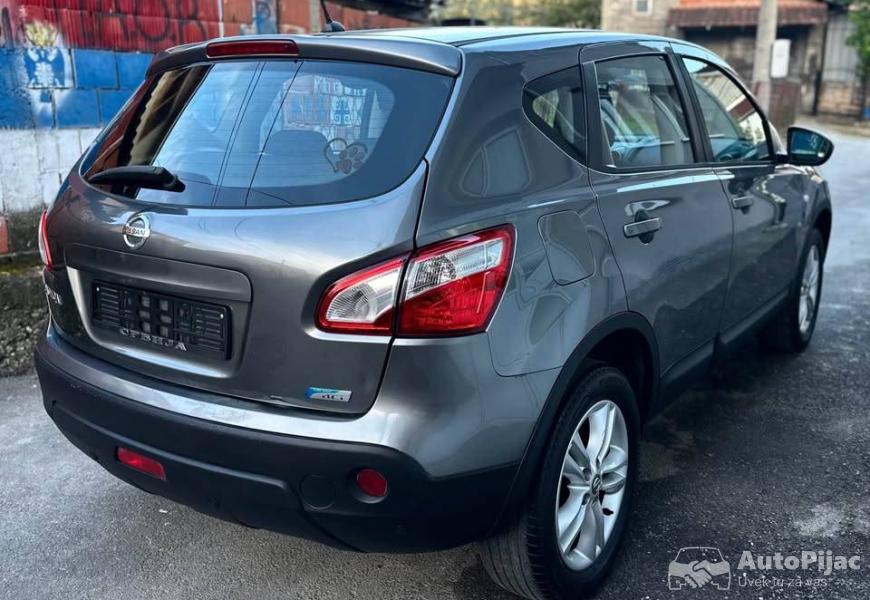 qaskai_15_dizel_2010_godiste_kao_nov_perfektan_meh_7_polovni_automobili_autopijac.rs