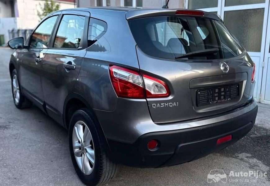 qaskai_15_dizel_2010_godiste_kao_nov_perfektan_meh_8_polovni_automobili_autopijac.rs