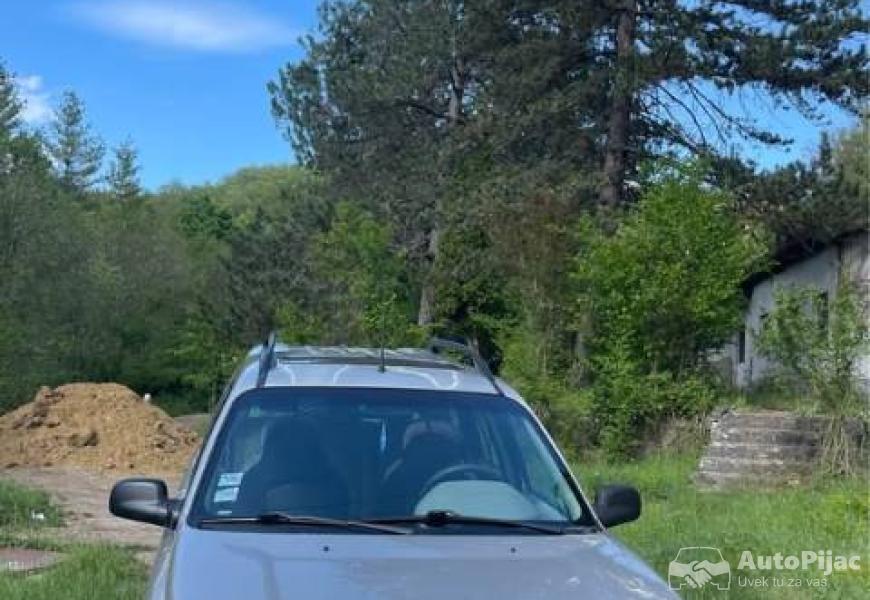 land_rover_freelander_20_d_4x4_2001_2_polovni_automobili_autopijac.rs
