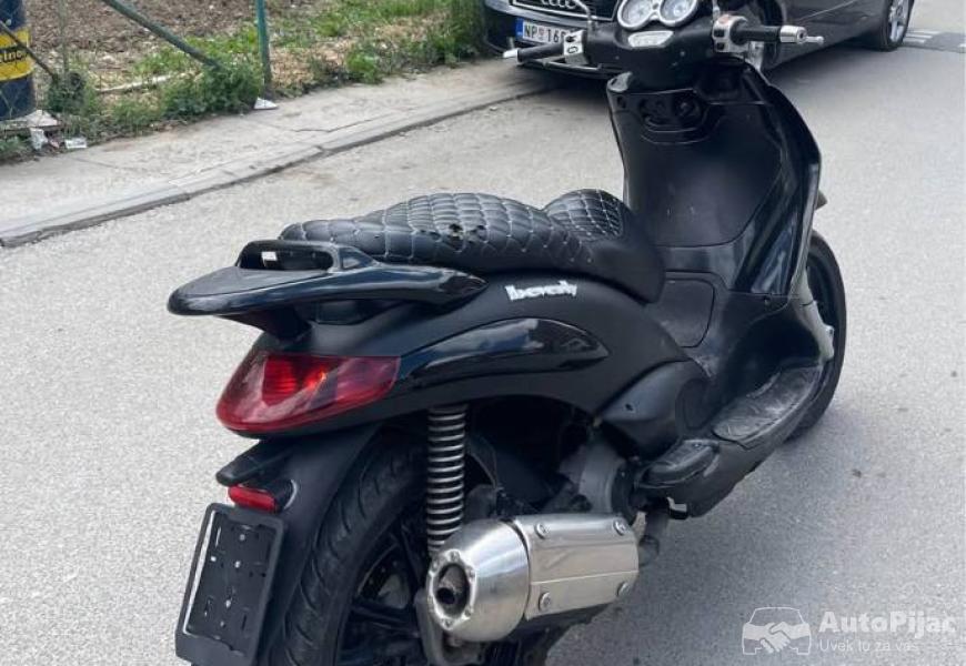 piaggio_beverly_200_6_polovni_automobili_autopijac.rs
