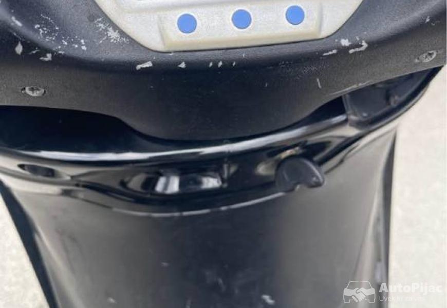 piaggio_beverly_200_7_polovni_automobili_autopijac.rs