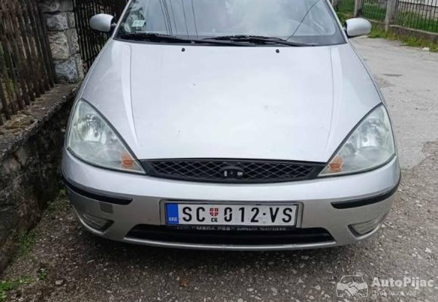 ford_fokus_2004g_2_polovni_automobili_autopijac.rs