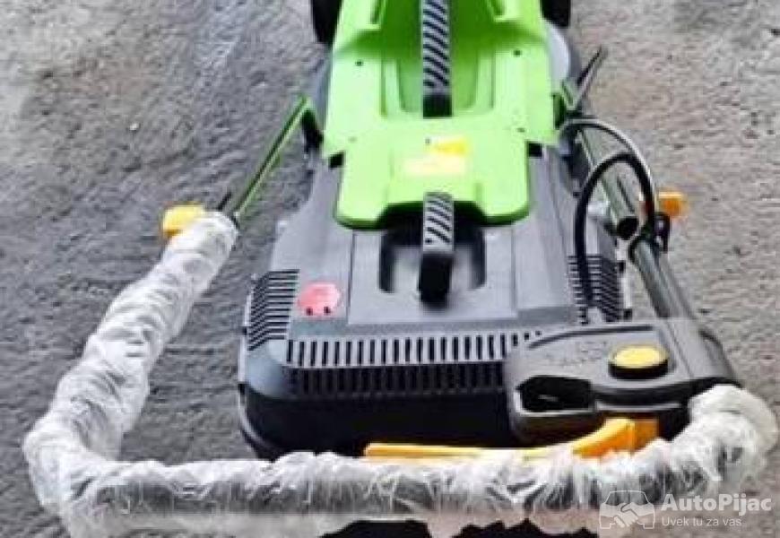 becker_kosilice_za_travu_3_polovni_automobili_autopijac.rs