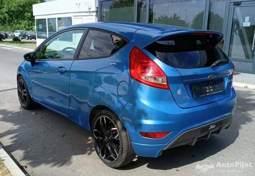 ford_fiesta_16_benzin_3_polovni_automobili_autopijac.rs