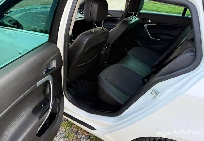 opel_insignia_20_cdti_160ks_4x4_manuelni_6_9_polovni_automobili_autopijac.rs