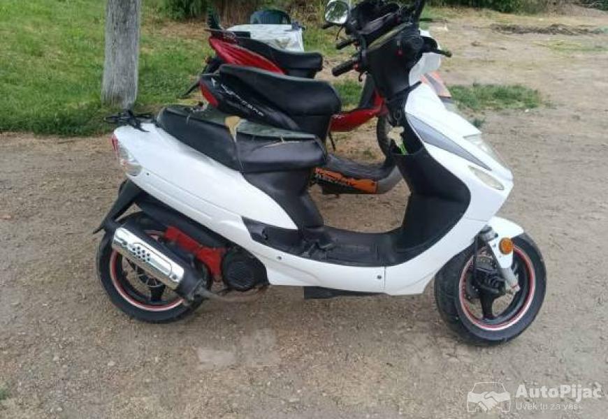 skuteri_3_polovni_automobili_autopijac.rs