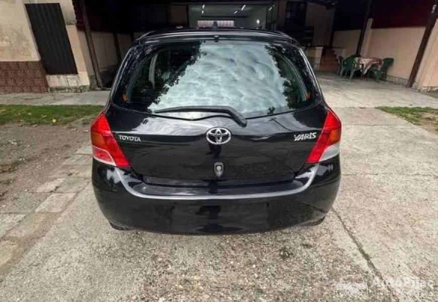 toyota_yaris_13_vtti_101ks_2010_5_polovni_automobili_autopijac.rs