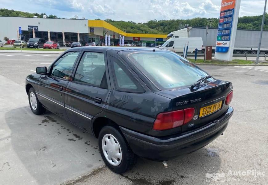ford_escort_4_polovni_automobili_autopijac.rs