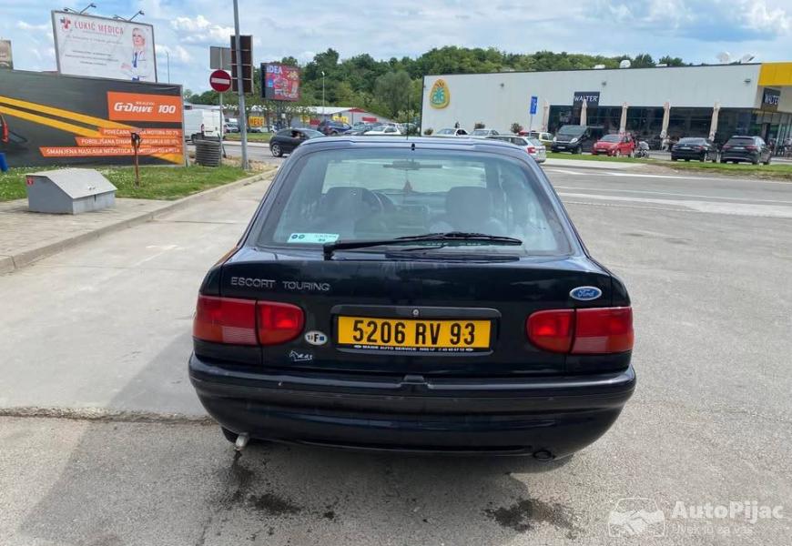 ford_escort_5_polovni_automobili_autopijac.rs