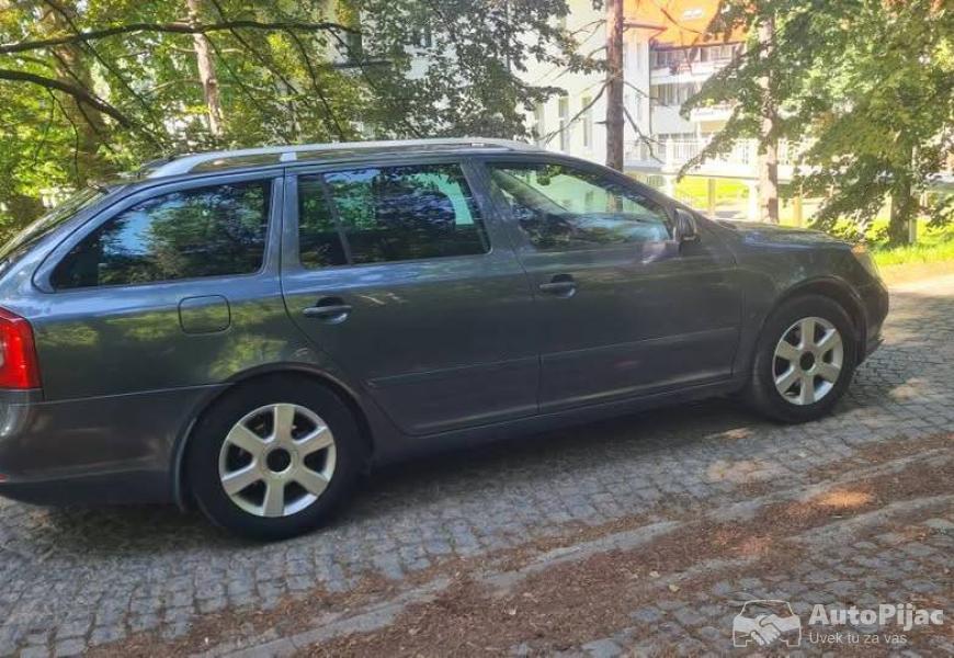 octavia_20_diezel_103kw_automatik_5_polovni_automobili_autopijac.rs