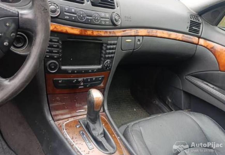 mercedes_w211_e_klasa_delovi_5_polovni_automobili_autopijac.rs