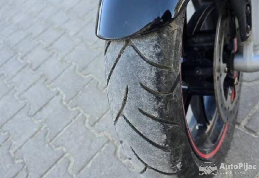 gilera_runer_125kub_11kw_2007g_perfektno_stanje_mo_10_polovni_automobili_autopijac.rs