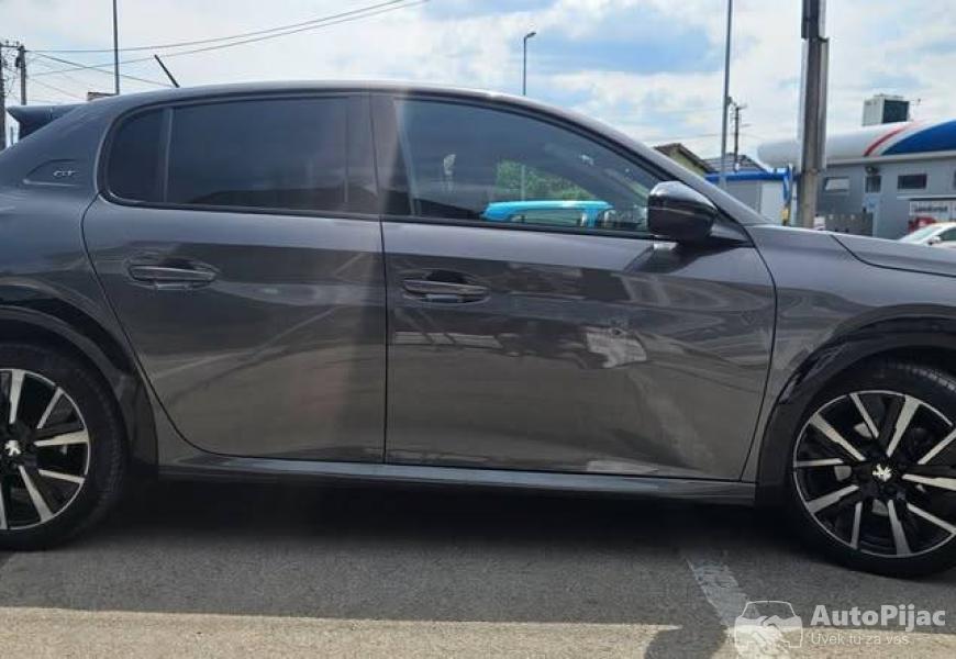 2023_peugeot_208_gt_130_eat8_full_gt_2023_kamera_l_6_polovni_automobili_autopijac.rs