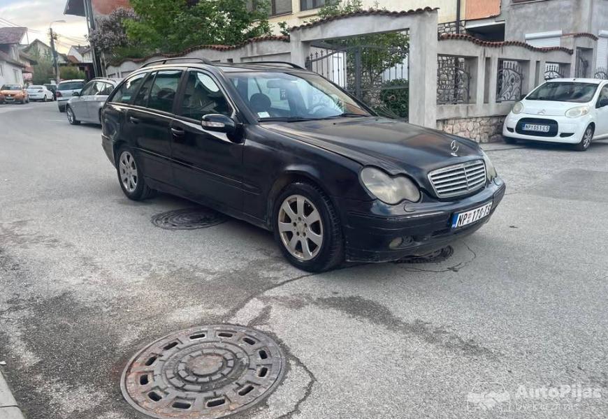 c_clasa_22cdi_105kw_2001god_2_polovni_automobili_autopijac.rs