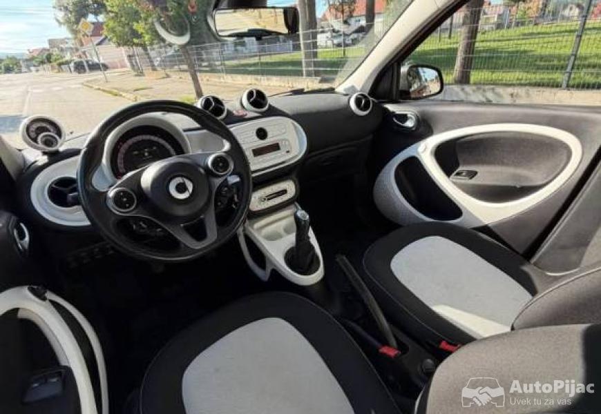 smart_forfour_8_polovni_automobili_autopijac.rs