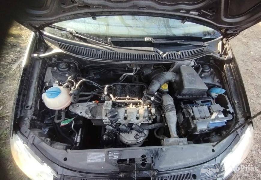 polo_12_delovi_9_polovni_automobili_autopijac.rs
