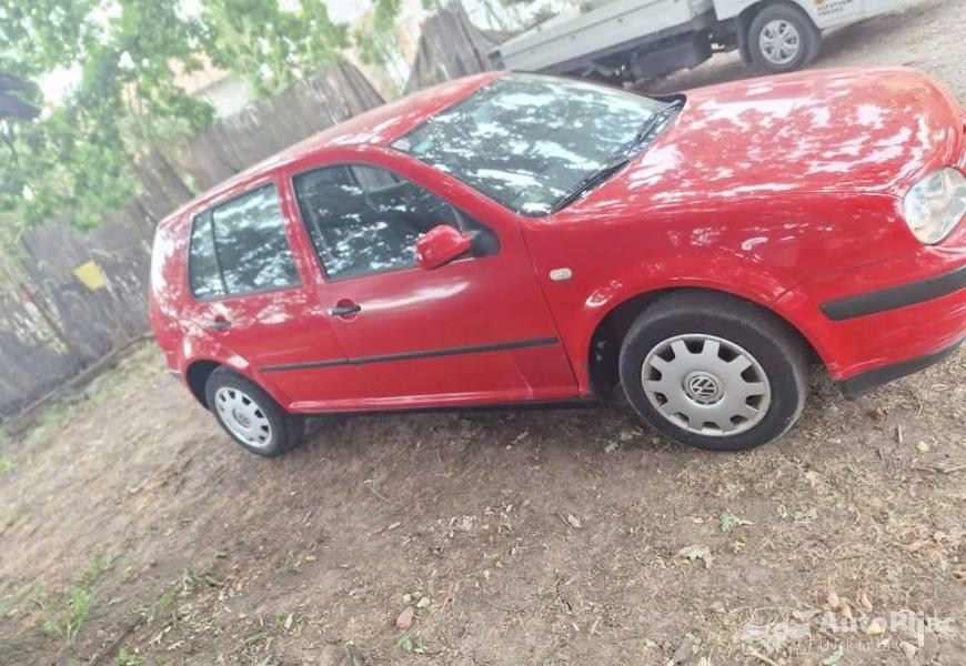 golf_14_benz_delovi_2_polovni_automobili_autopijac.rs