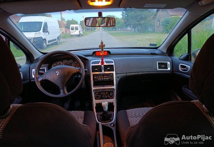 na_prodaju_pezo_307_restajling_4_polovni_automobili_autopijac.rs