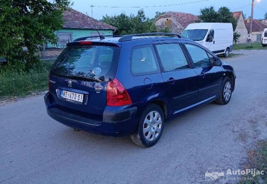 na_prodaju_pezo_307_restajling_9_polovni_automobili_autopijac.rs