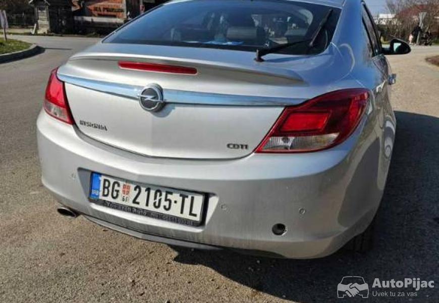 na_prodaju_opel_isignija_7_polovni_automobili_autopijac.rs