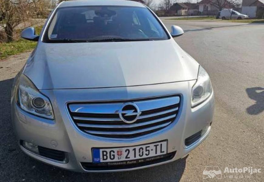 na_prodaju_opel_isignija_8_polovni_automobili_autopijac.rs
