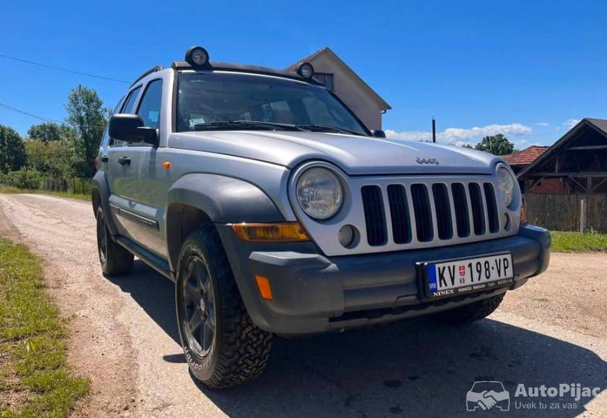 na_prodaju_jeep_cherokee_24_benzplin_reg_do_022027_7_polovni_automobili_autopijac.rs