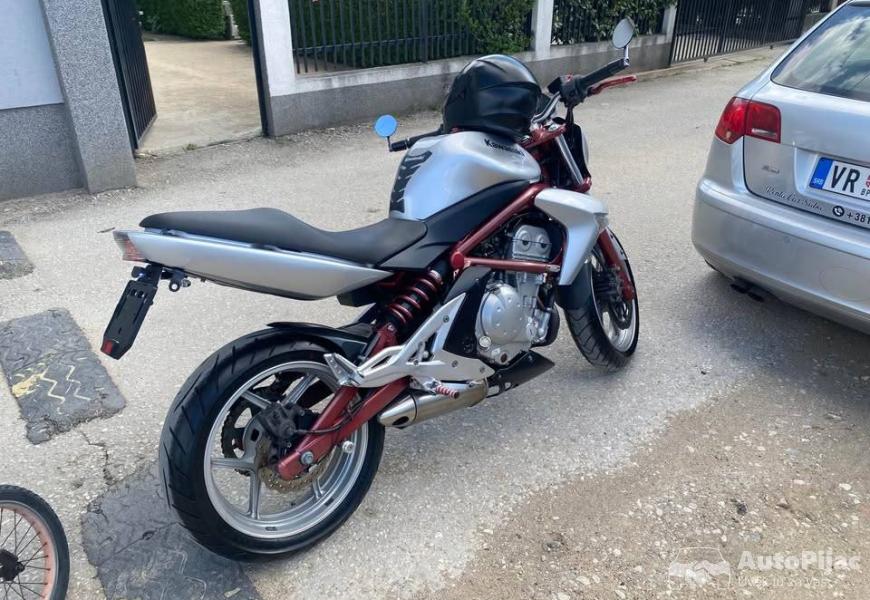 kawasaki_er6n_6_polovni_automobili_autopijac.rs