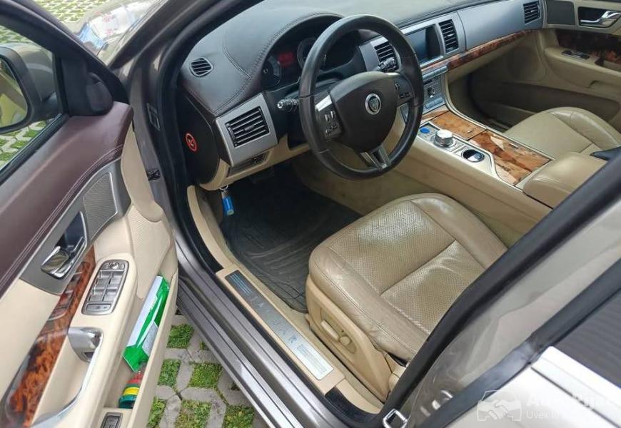 jaguar_xf_7_polovni_automobili_autopijac.rs