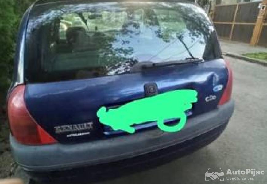 gepek_vrata_reno_klio_na_prodaju_delovi_30e_gepek_1_polovni_automobili_autopijac.rs