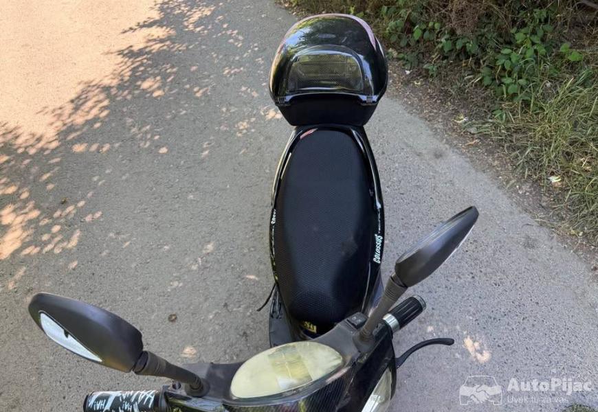 elektricni_skuter_6_polovni_automobili_autopijac.rs