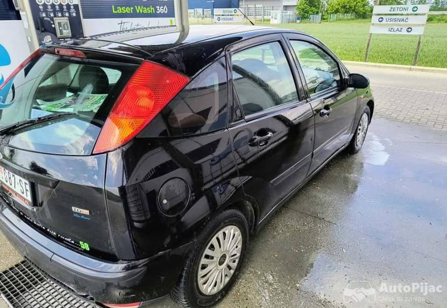 ford_fokus_18_tdci_2003god_3_polovni_automobili_autopijac.rs