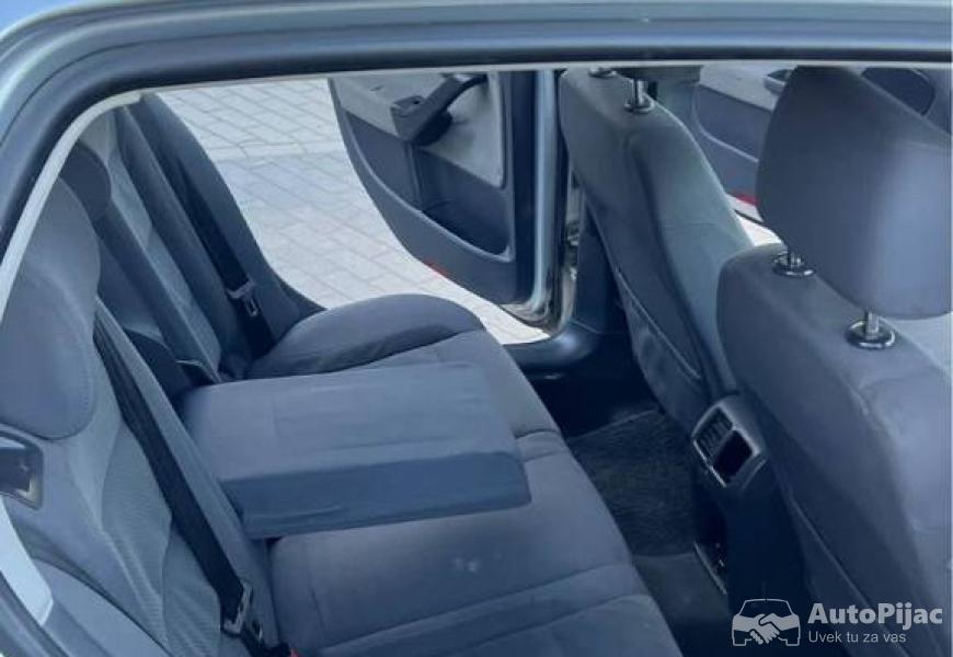 na_prodaju_vw_golf_5_6_polovni_automobili_autopijac.rs