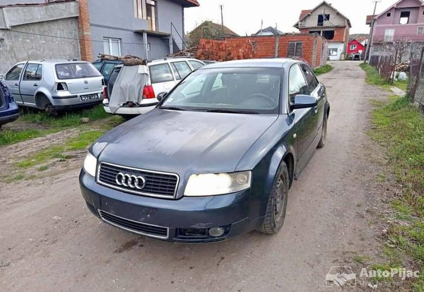 audi_a4_b6_delovii_1_polovni_automobili_autopijac.rs