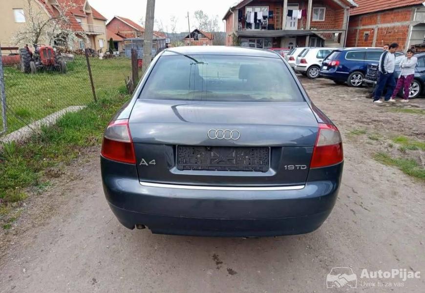 audi_a4_b6_delovii_5_polovni_automobili_autopijac.rs