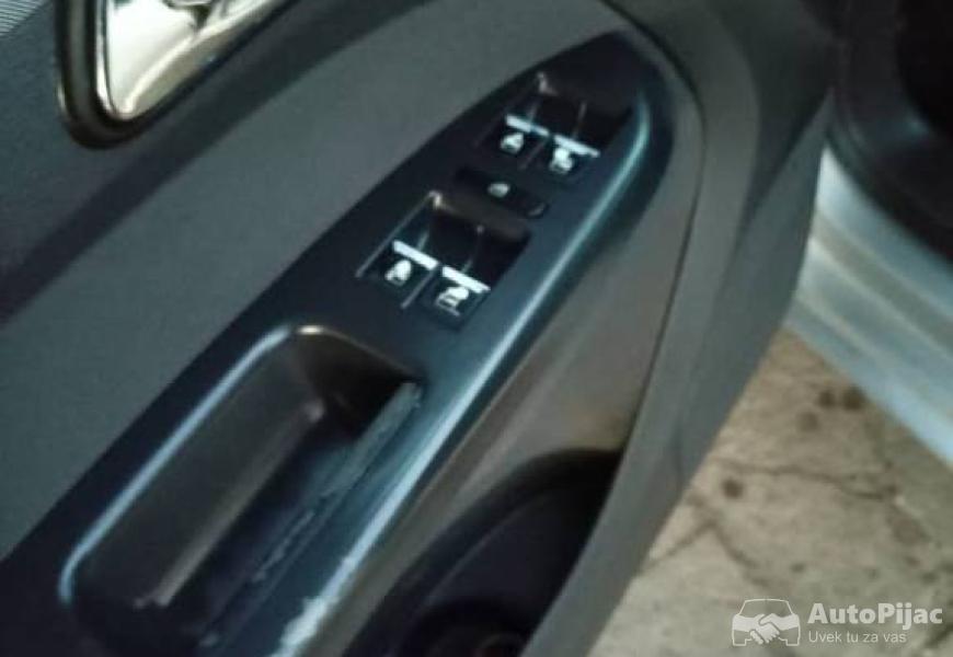 wv_toran_tdi_20_9_polovni_automobili_autopijac.rs