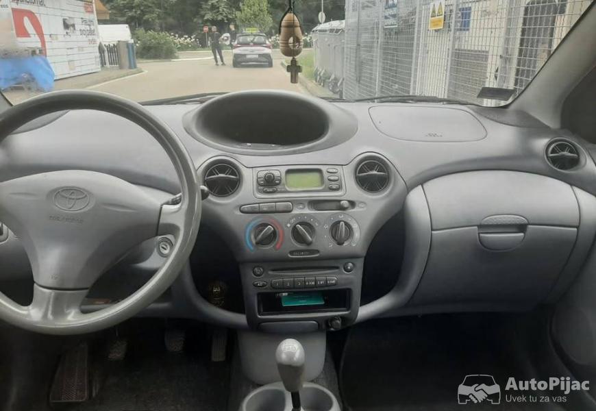 toyota_yaris_13b_vvti_klima_5_vrata_reg_do_112026_15_polovni_automobili_autopijac.rs
