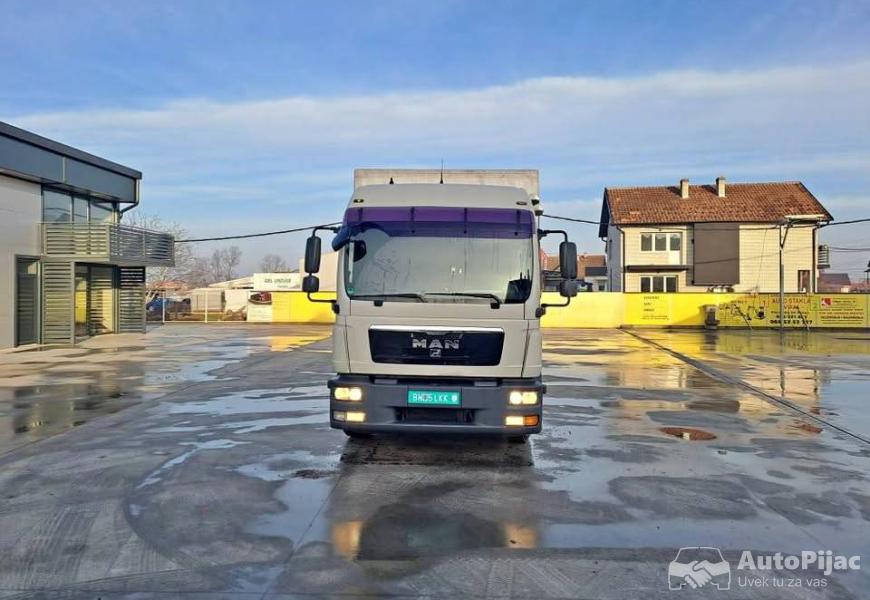 u_ponudi_vise_kamiona_poziv_na_broj_1_polovni_automobili_autopijac.rs