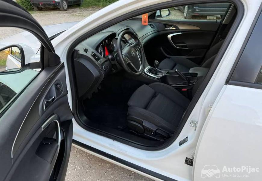 opel_insingnia_20_cdti_110_ks_godiste_2009_registr_9_polovni_automobili_autopijac.rs