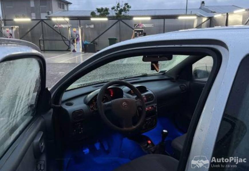 opel_corsa_c_17_dti_2003_godiste_vlasnik_reg_cele_6_polovni_automobili_autopijac.rs