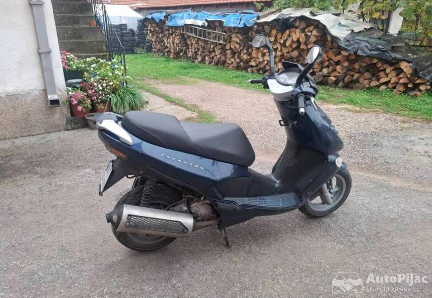 aprilija_leonardo_250_4_polovni_automobili_autopijac.rs