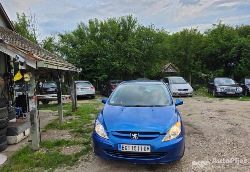 307_pezo_reg_do_10m_2026_vlasnik_2kljuca_2003g_66k_8_polovni_automobili_autopijac.rs
