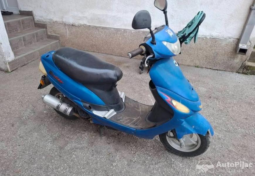 boutian_skuter_5_polovni_automobili_autopijac.rs
