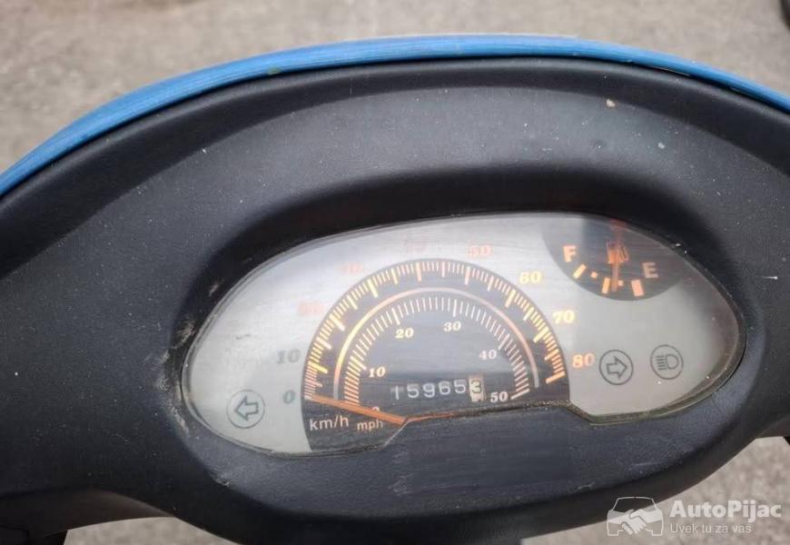 boutian_skuter_8_polovni_automobili_autopijac.rs