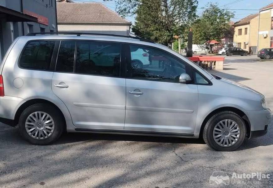 touran_19_3_polovni_automobili_autopijac.rs