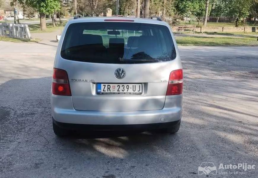 touran_19_4_polovni_automobili_autopijac.rs