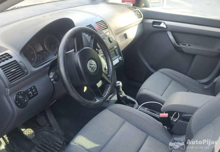touran_19_7_polovni_automobili_autopijac.rs